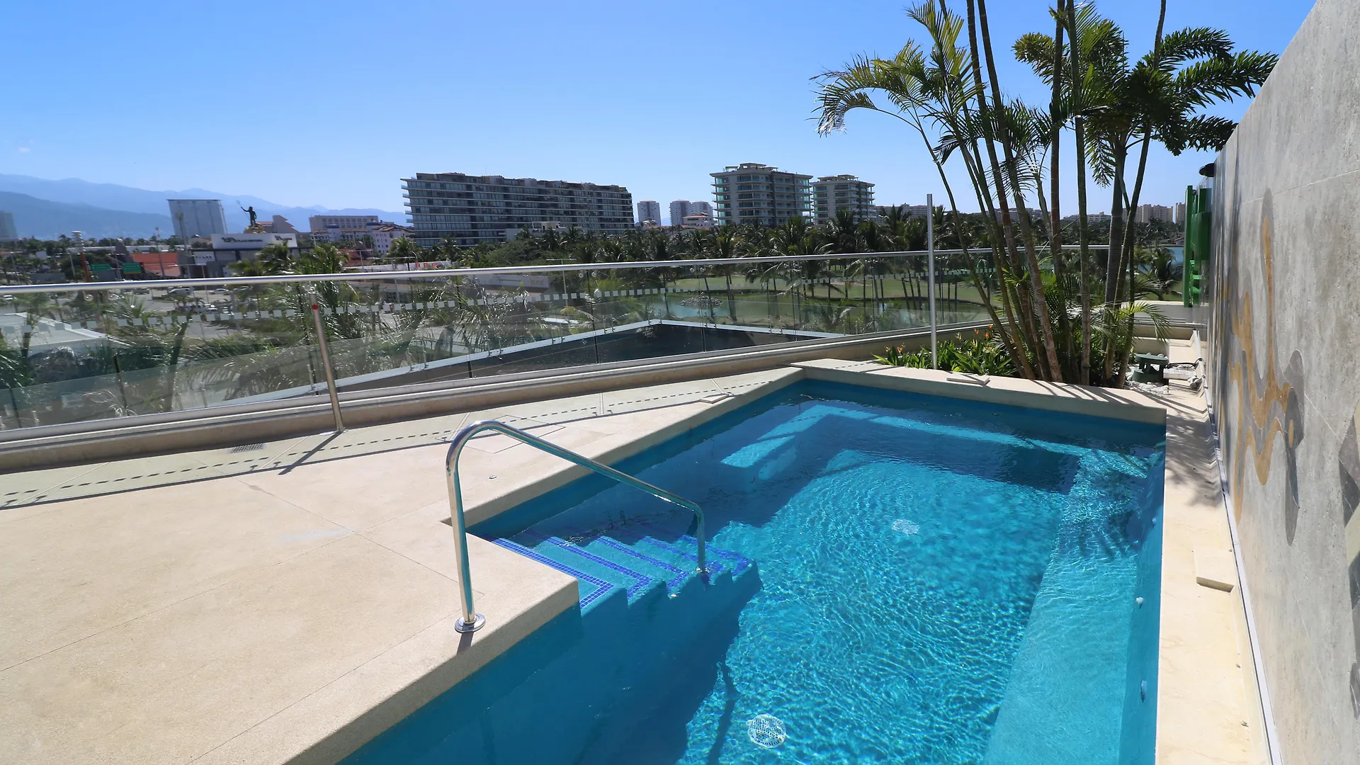 Hotel Holiday Inn & Suites - Puerto Vallarta Marina & Golf By Ihg